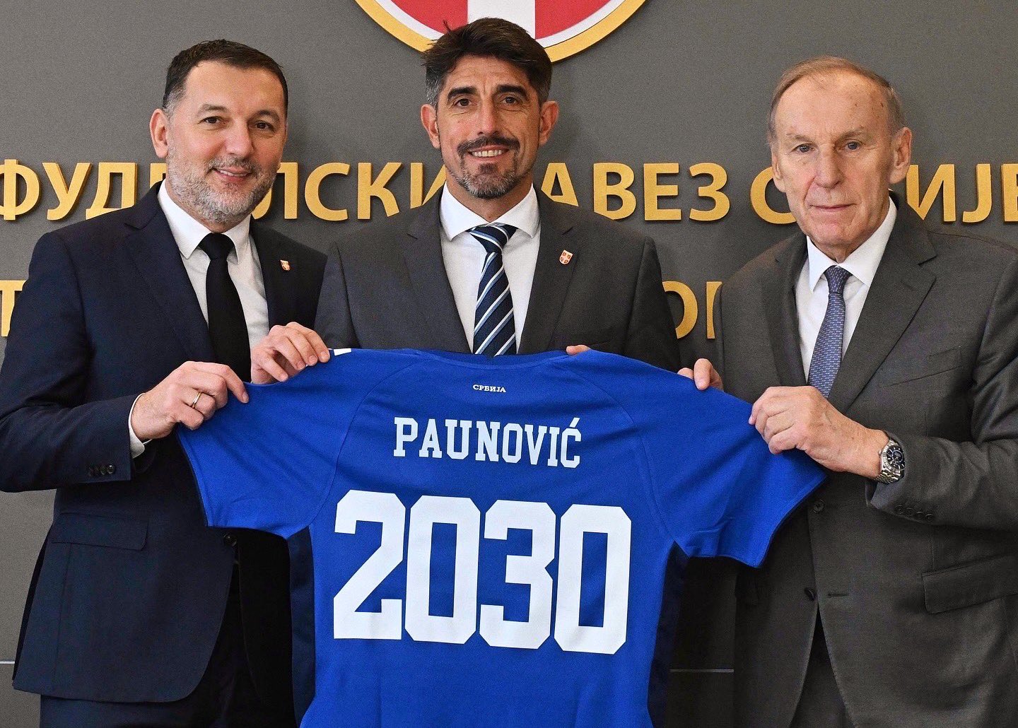 Serbia renovó a Veljko Paunovic como su entrenador hasta el 2030
