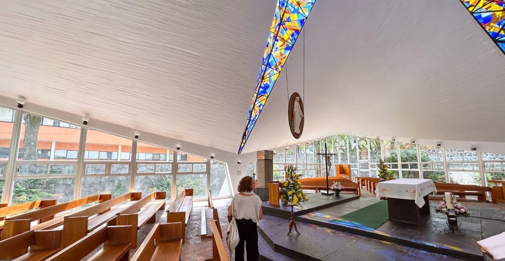 Nos lanzamos a la Casa Alonso Rebaque, una joya oculta de la arquitectura de CDMX