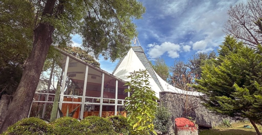 Nos lanzamos a la Casa Alonso Rebaque, una joya oculta de la arquitectura de CDMX