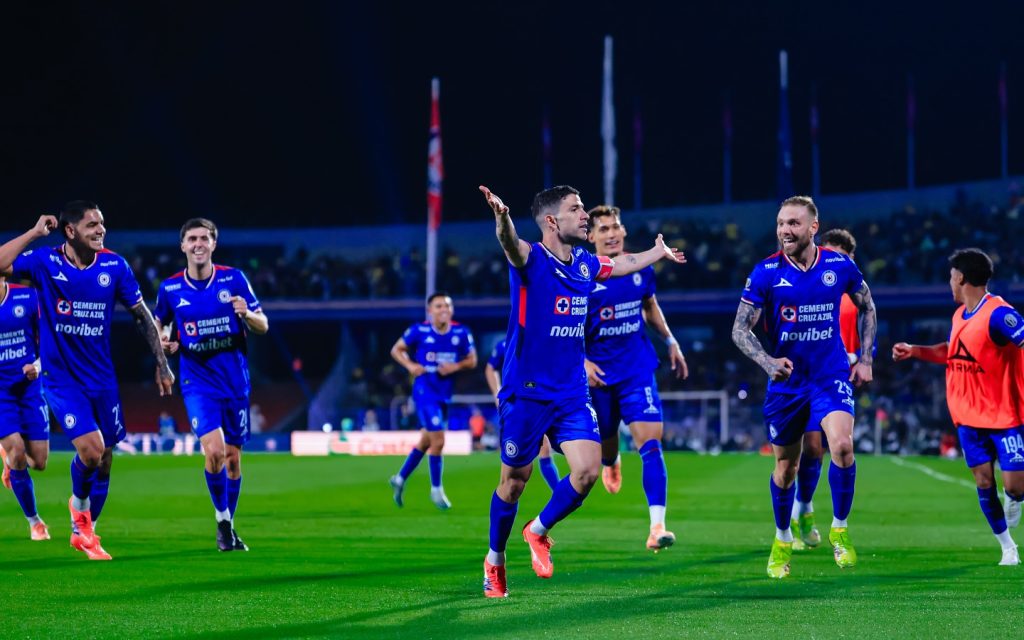 Ya constrúyanles estadio: UNAM "echaría" a Cruz Azul de CU
