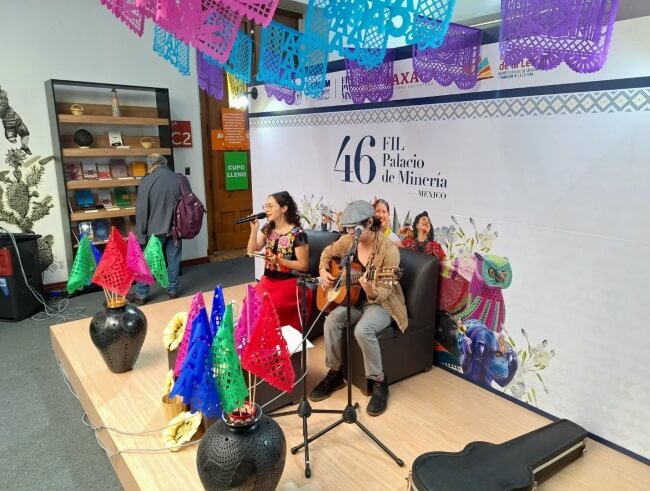 Para comprar libros baratos: Regresa la Feria Internacional del Libro del Palacio de Minería