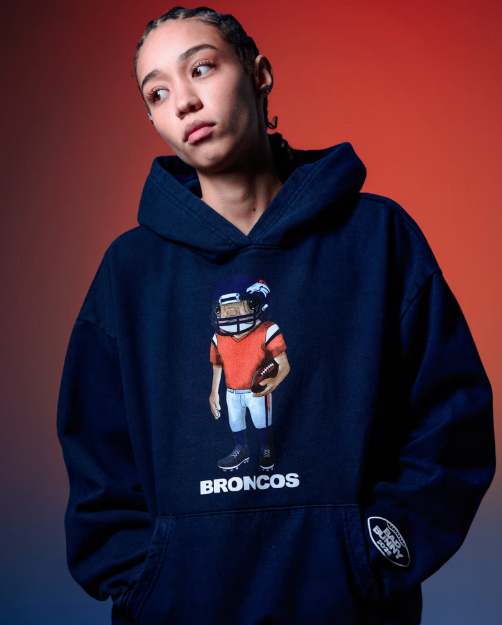 Checa la colección de Bad Bunny por el Super Bowl LX con el Sapo Concho