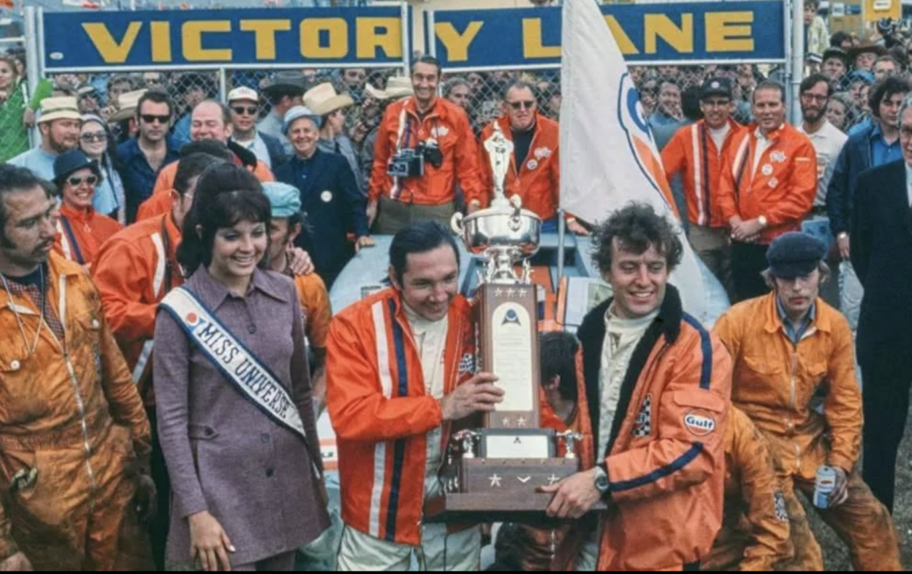 Pedro Rodríguez ganó las 24 horas de Daytona de 1971