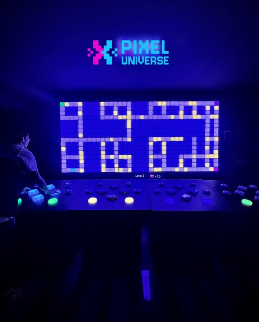 Pixel Universe: La primera exposición que es en realidad un videojuego
