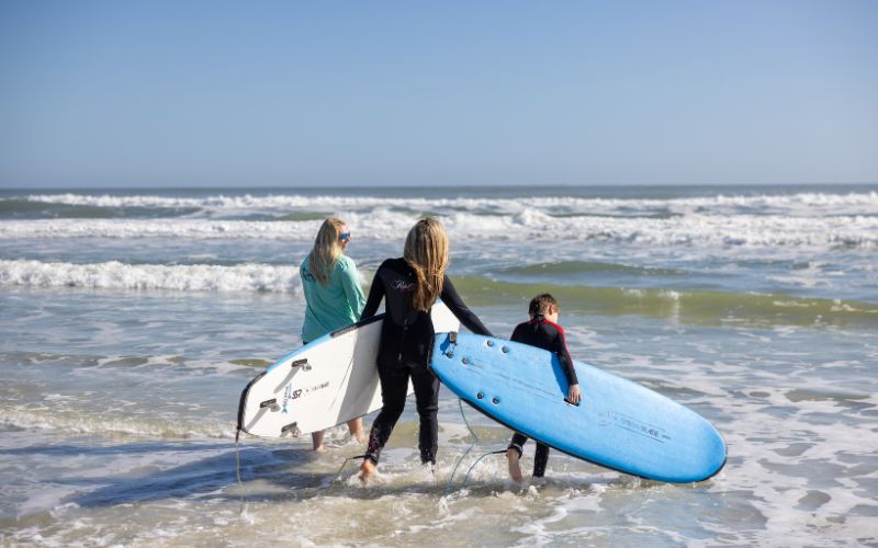 playa para hacer surf en miami florida