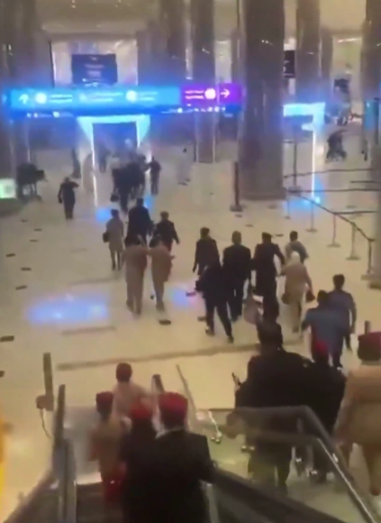 Daños ‘menores’ tras ataque de Irán en el aeropuerto de Dubái