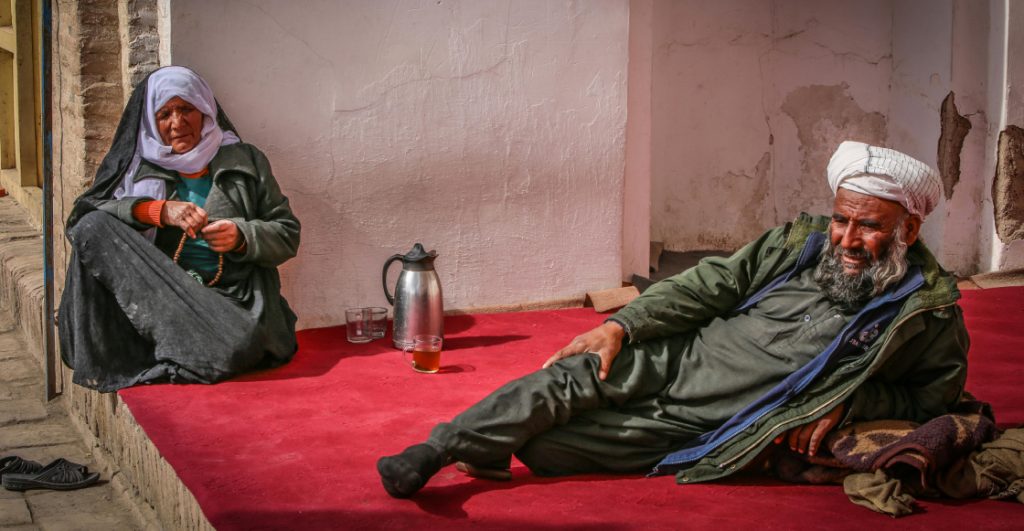 afganistan-legaliza-golpear-esposas-hijos-mientras-no-haya-heridas-visibles