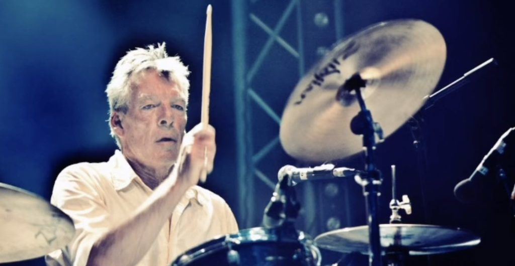 Andrew Ranken, baterista de The Pogues / Foto: Instagram/thepoguesofficial
