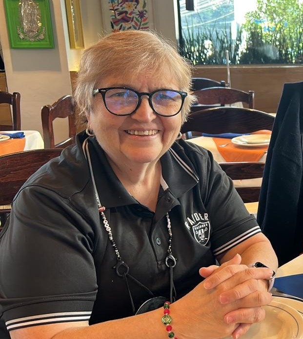 Barbara Estrada, fan de los Raiders