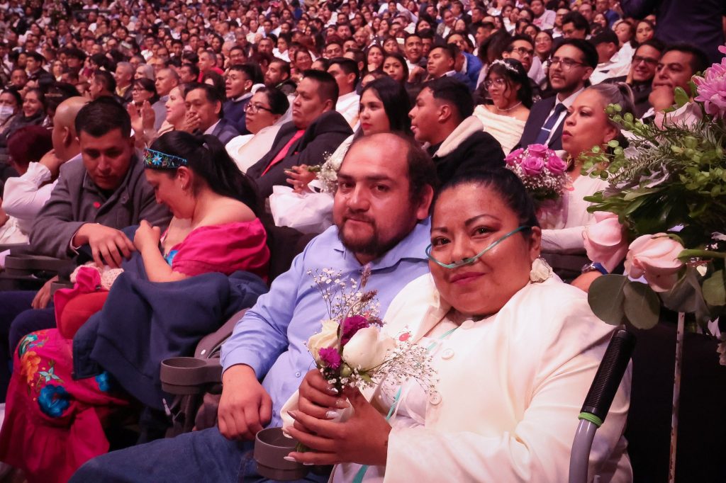 Bodas colectivas en la Ciudad de México por el Día de San Valentín