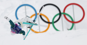 Sin frío: Atletas se terminan los condones de la Villa Olímpica en tres días