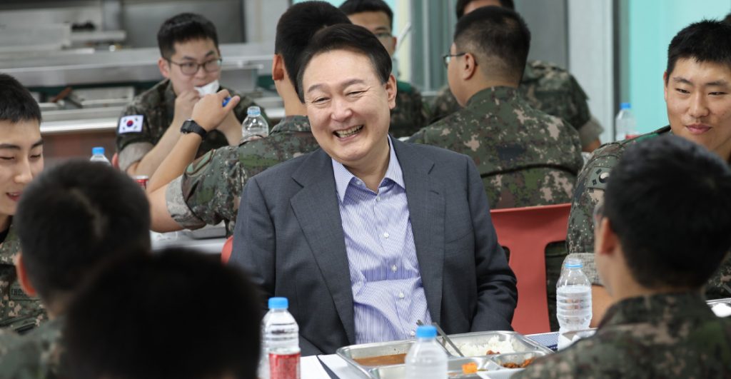 expresidente-corea-del-sur-sentenciado-cadena-perpetua-imponer-ley-marcial-2