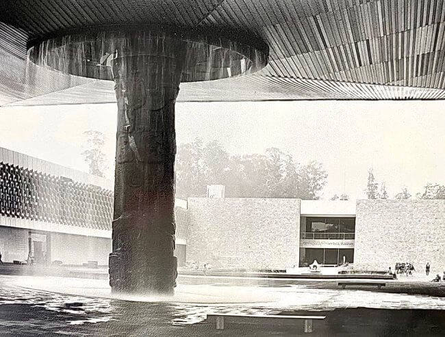 Pequeño homenaje a El Paraguas, la icónica fuente del Museo Nacional de Antropología