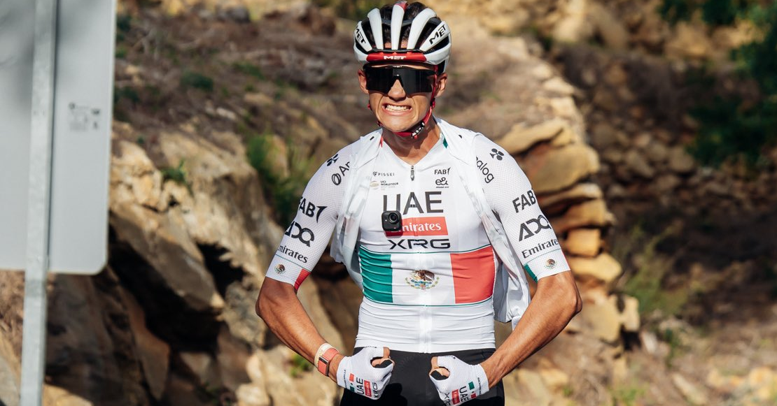 ¿Cómo va Isaac del Toro en el UAE Tour y dónde verlo?