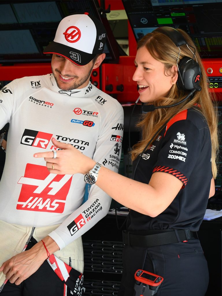 Laura Mueller, ingeniera de carrera de Esteban Ocon