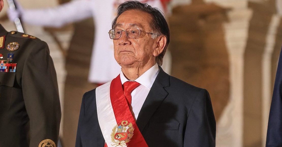 Perú tiene nuevo presidente interino: el polémico José María Balcázar