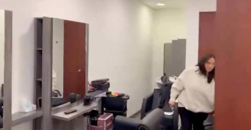 senado-salon-belleza-miles-pesos-maquillaje-cosmeticos-polemica-1