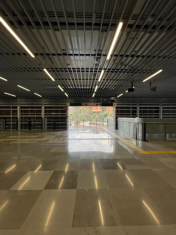 Fuimos al Tren Interurbano y así están los horarios, precios y conexiones con otros transportes