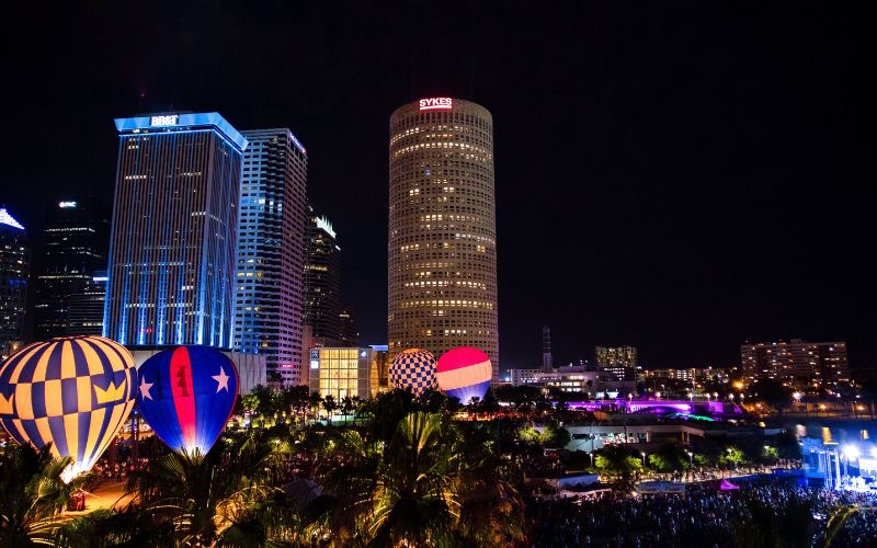 vida nocturna en tampa y st petersburg 