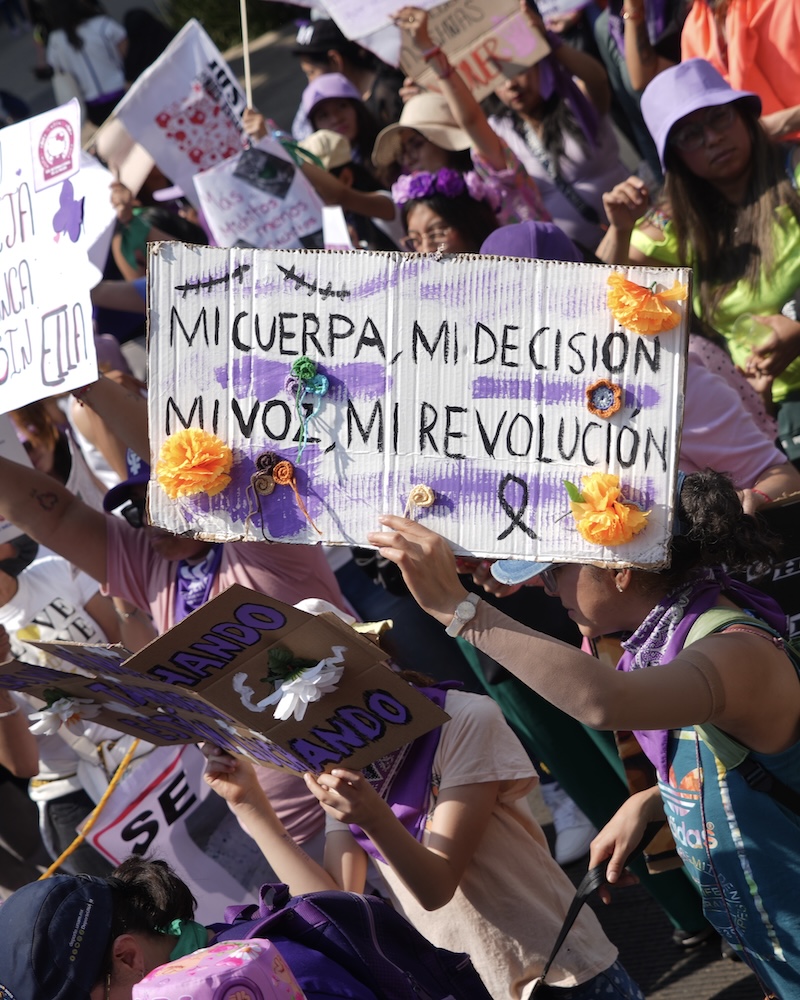 “Nos queremos vivas”: Así se vivió la marcha del 8M 2026 en CDMX