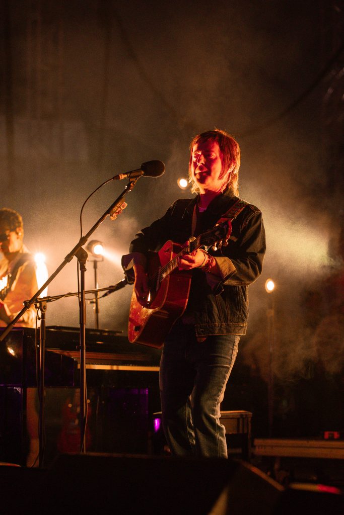 chetes-vive-latino-2026-blanco-facil-resena