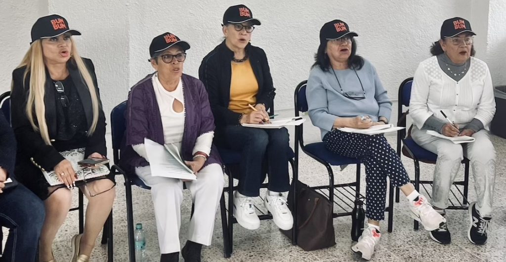 Abuelas Bum Bum: El proyecto que pone en el centro a mujeres mayores con mucho flow y hip hop
