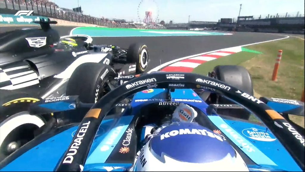 Alex Albon y Checo Pérez