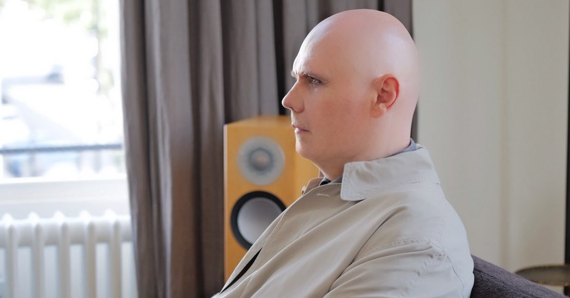 “El rock fue relegado a propósito”, asegura Billy Corgan
