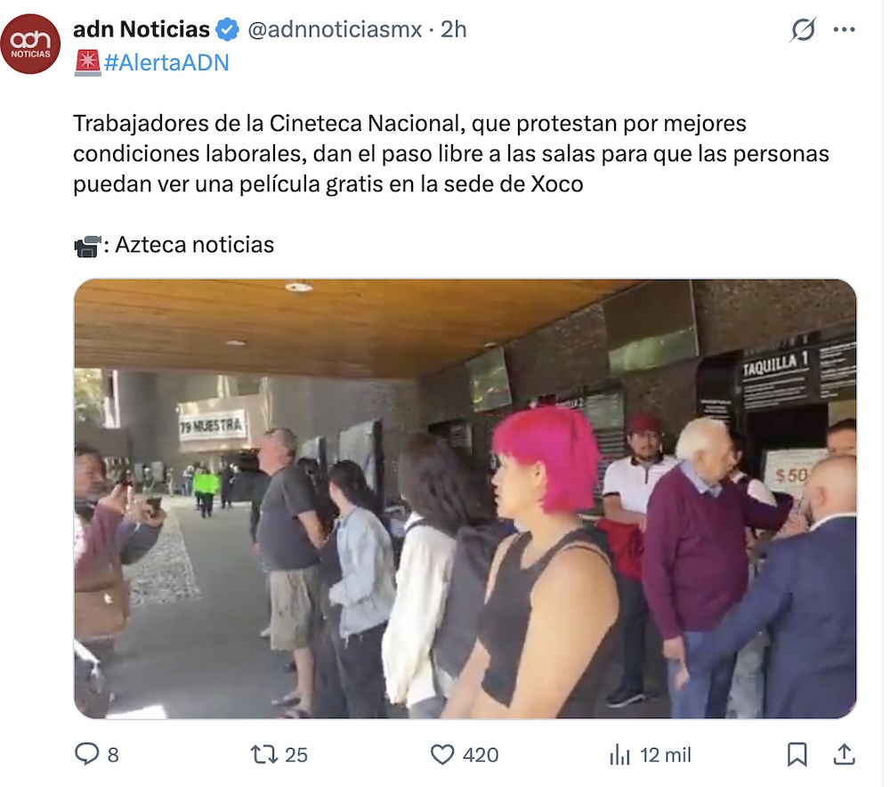 Y dicen que no hay paro: En protesta, trabajadores  de Cinetera dejan entrar gratis