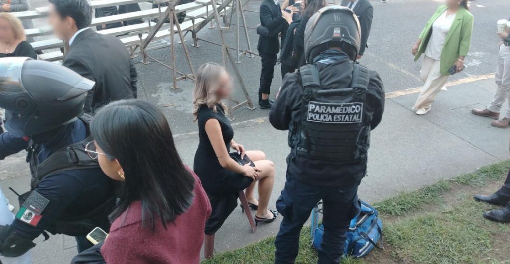 colapsan-gradas-foto-generacion-universidad-veracruzana-heridos