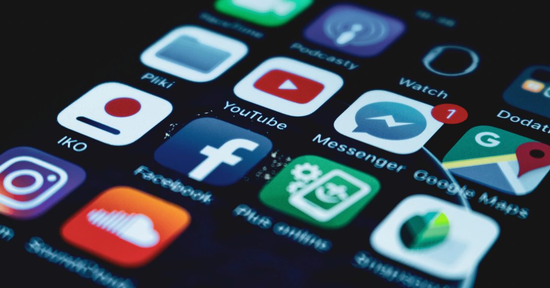 Declaran culpables a Meta y Google por generar adicción en jóvenes a las redes sociales