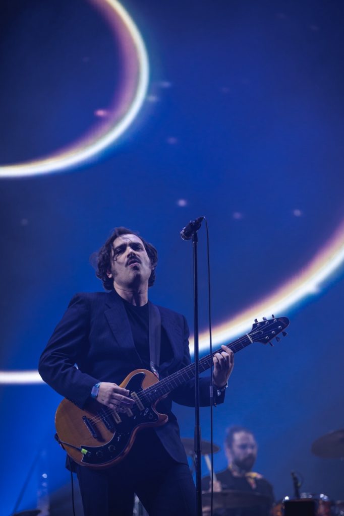 enjambre vive latino 2026