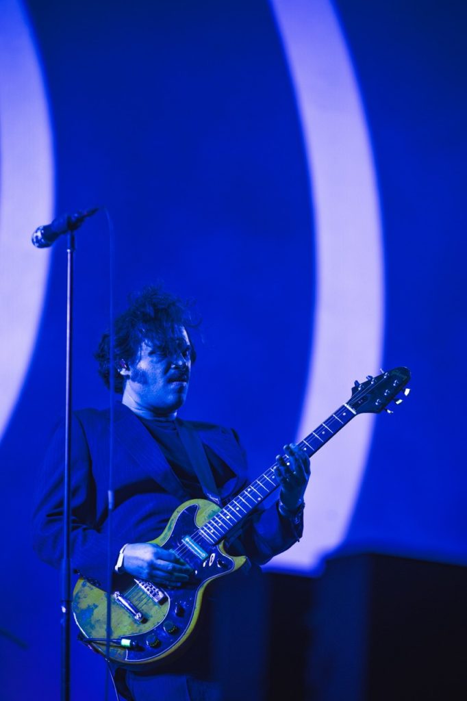 enjambre vive latino 2026