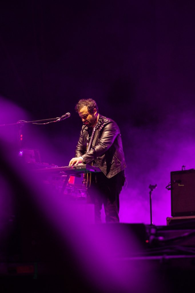 enjambre vive latino 2026