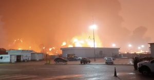 FGR contradice a Sheinbaum: Investigará incendio dentro de la Refinería Dos Bocas