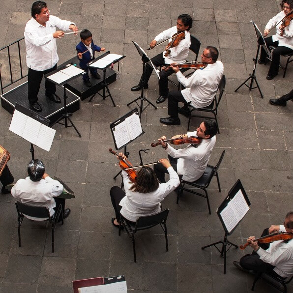 Gabriel Castillo: Tiene 4 años, es de Puebla y ya dirigió su primer orquesta