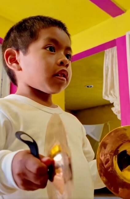 Gabriel Castillo: Tiene 4 años, es de Puebla y ya dirigió su primer orquesta