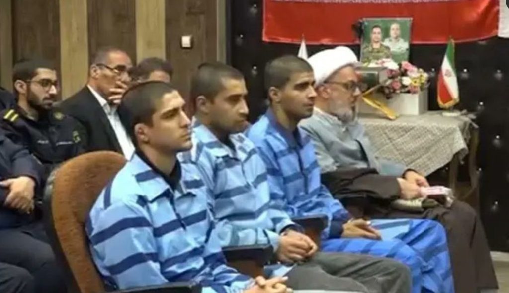 Irán ahorcó a tres jóvenes por protestar, incluido el campeón de lucha Saleh Mohammadi