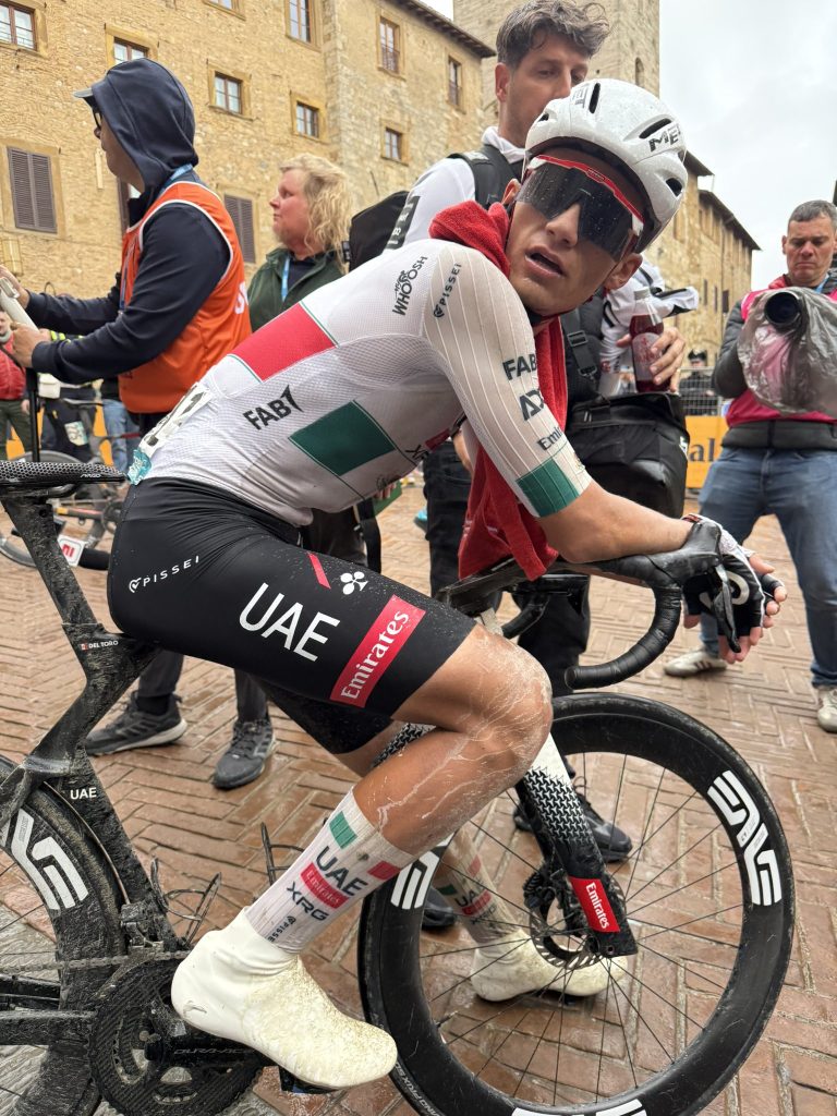 Isaac del Toro, líder de la Tirreno-Adriático 2026