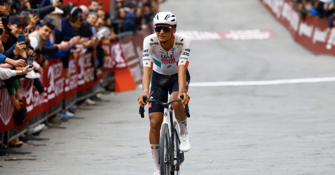 ¡Podio mexicano! Isaac del Toro termina tercero en la Strade Bianche