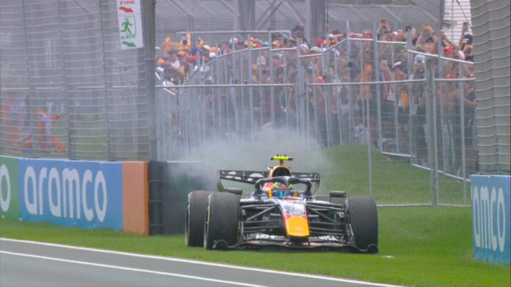 Isack Hadjar abandonó en la vuelta 11