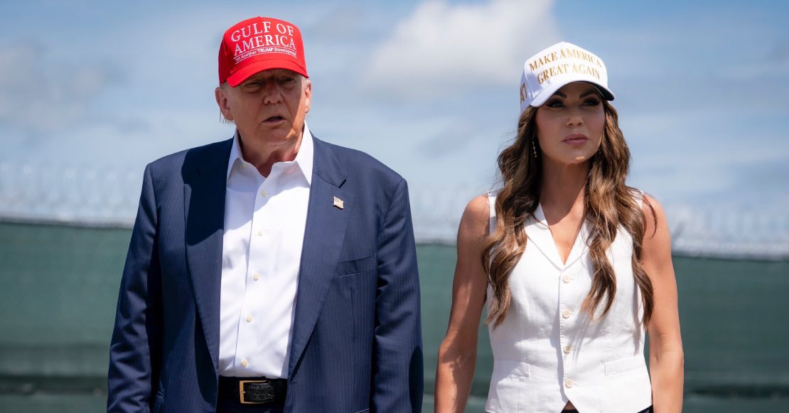 ¿Trump despidió a Kristi Noem como secretaria de Seguridad Nacional? No, tendrá otro puesto