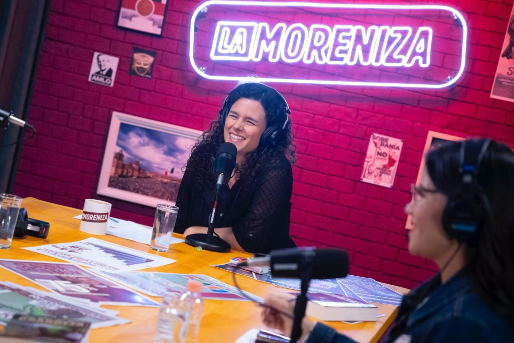 Pódcast ‘La Moreniza’ gasta 300 mil pesos en pura promoción (y ocultan cuánto cuesta producirlo)