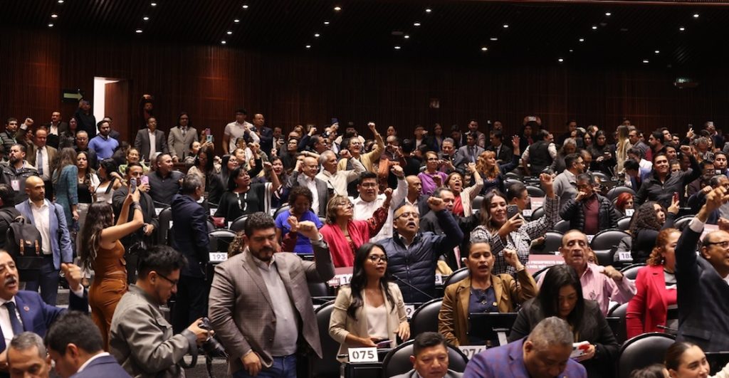 Diputados aprueban reforma a las "pensiones doradas" y, ¿qué sigue?
