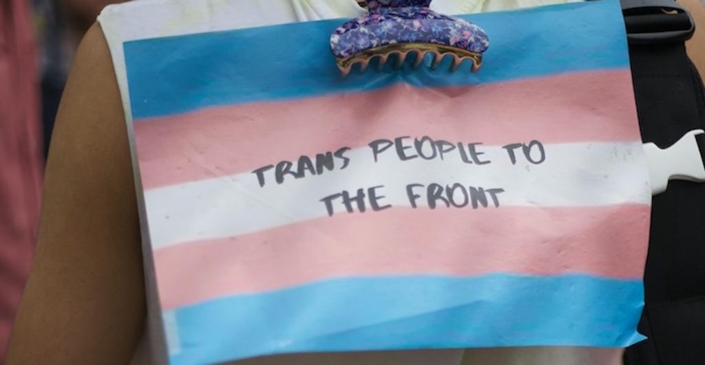 COI excluye a atletas trans de los Juegos Olímpicos