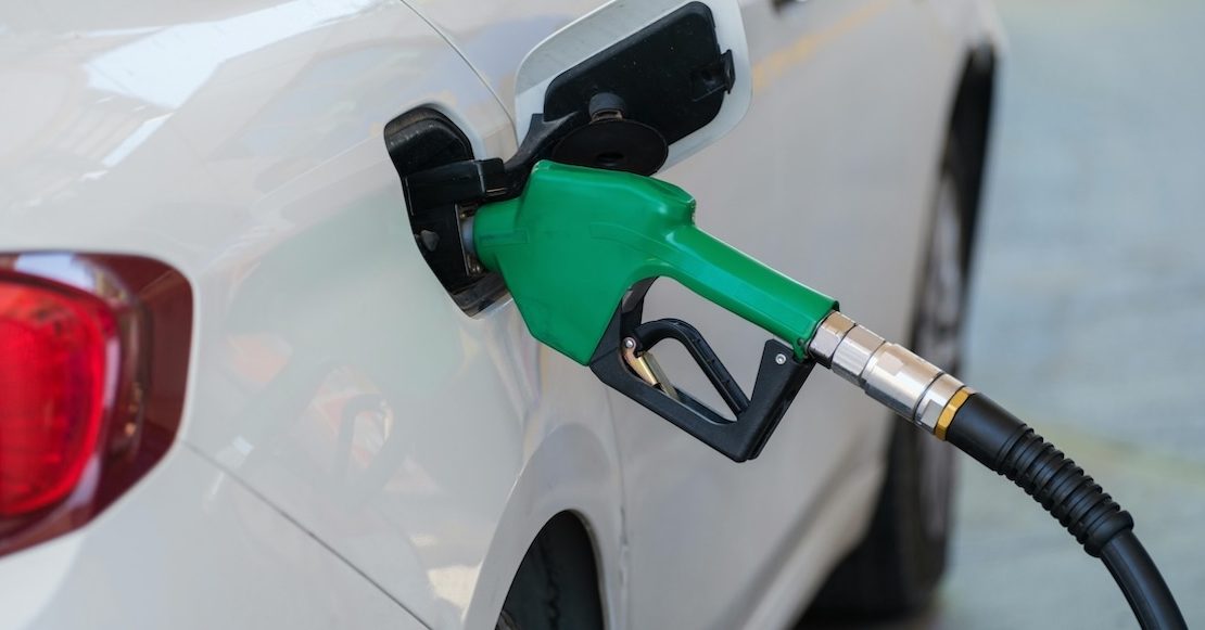 Renuevan pacto para fijar precio de la gasolina en 24 pesos en México