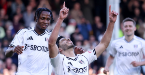 Gol de Raúl Jiménez contra el Burnley