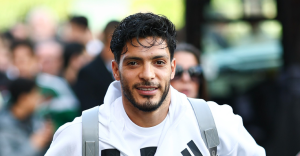 Raúl Jiménez y el apoyo de su padre durante toda su carrera