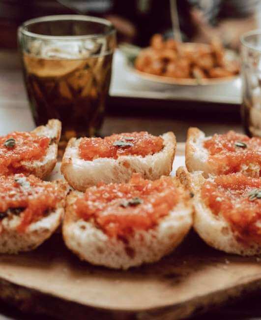 Colección de restaurantes para probar las AUTÉNTICAS tapas españolas