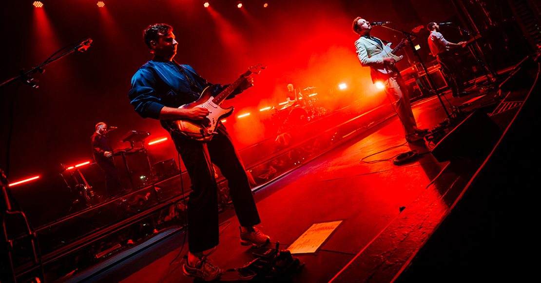 ¡Two Door Cinema Club viene a México para tocar todo su disco debut!